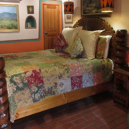 La Dona Luz Inn An Historic B&B Taos Kültér fotó